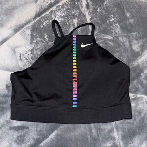 Nike sports bra size large never worn! In perfect condition